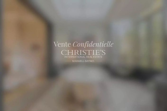 Image No.5-8 Bed House for sale