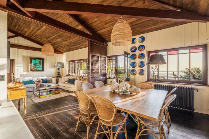 Image No.25-6 Bed House for sale