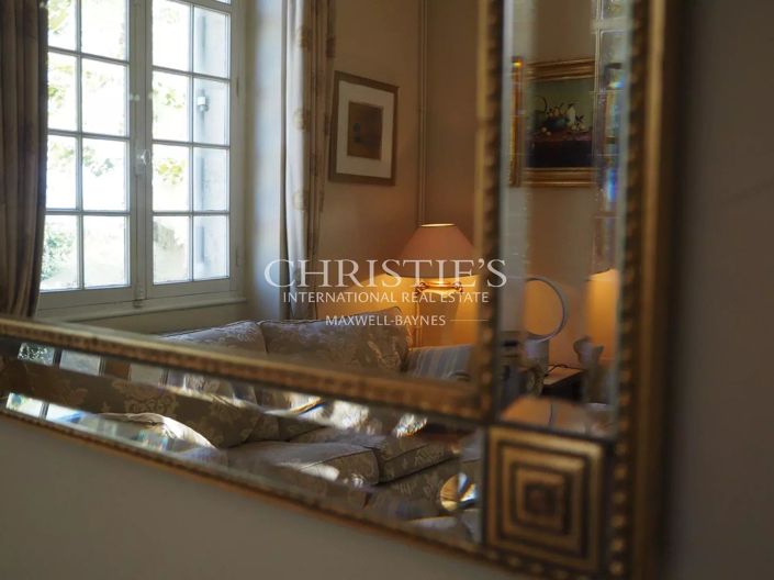 Image No.15-4 Bed House for sale