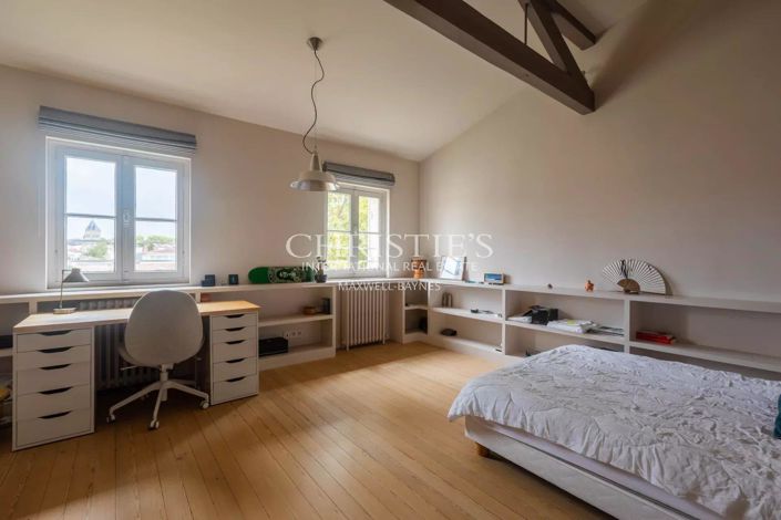 Image No.11-5 Bed House for sale