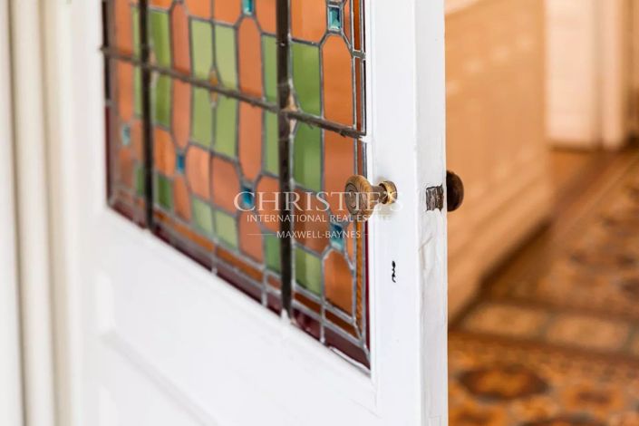 Image No.12-5 Bed House for sale