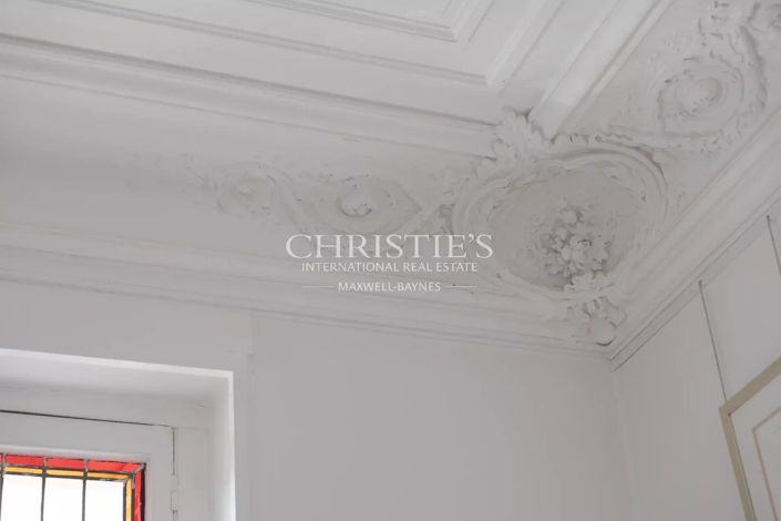 Image No.13-5 Bed House for sale