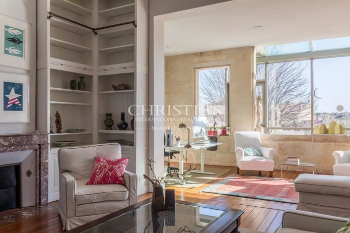 Image No.19-5 Bed House for sale