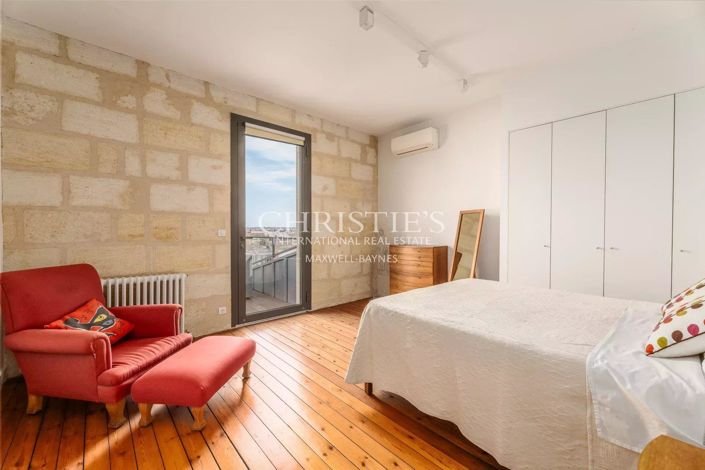 Image No.29-5 Bed House for sale