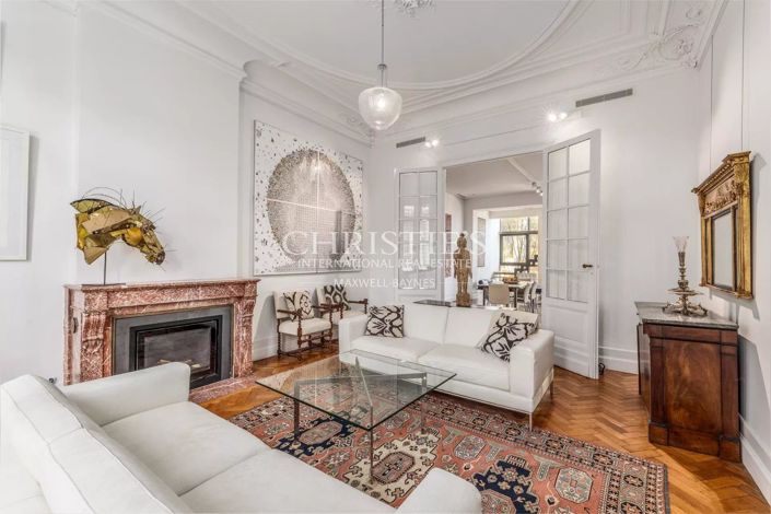 Image No.4-5 Bed House for sale