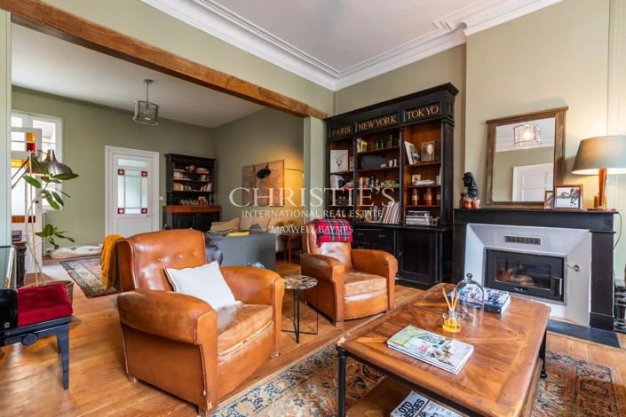 Image No.11-3 Bed House for sale