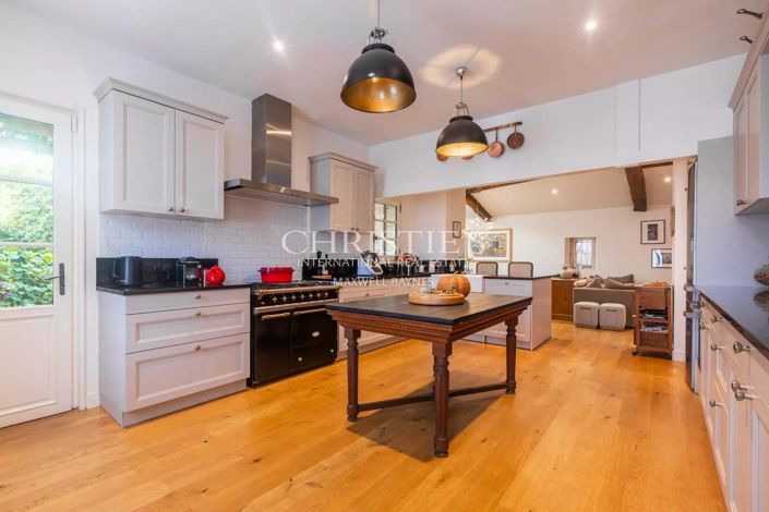 Image No.3-4 Bed House for sale