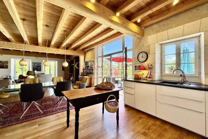 Image No.12-3 Bed House for sale