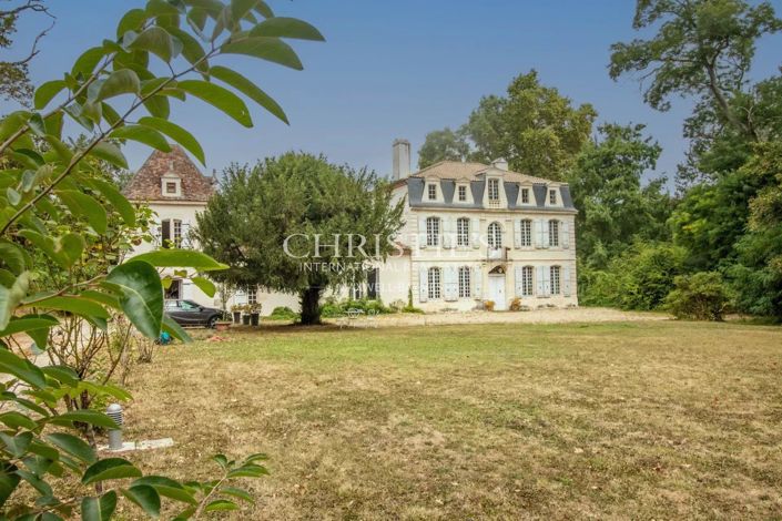 Image No.2-6 Bed House for sale