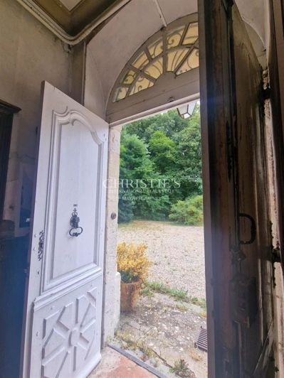 Image No.7-6 Bed House for sale