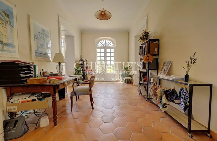 Image No.13-5 Bed House for sale