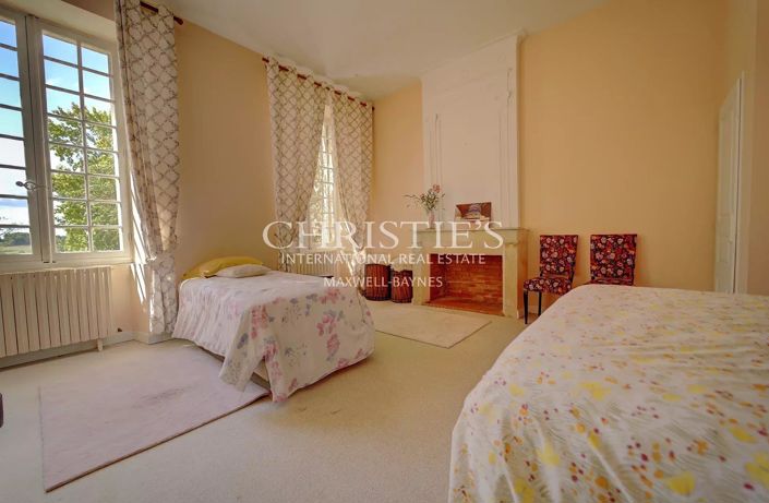 Image No.14-5 Bed House for sale