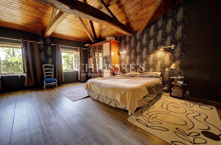 Image No.5-5 Bed House for sale