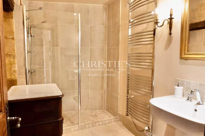 Image No.13-6 Bed House for sale