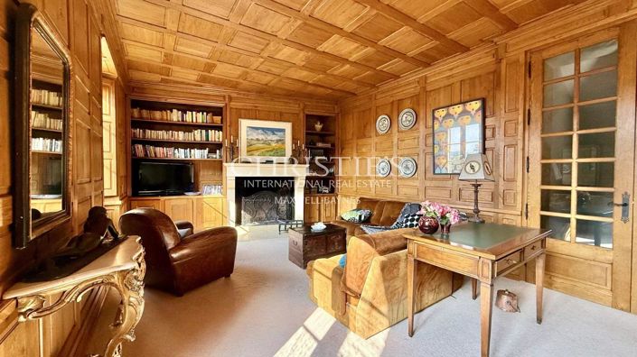 Image No.5-6 Bed House for sale