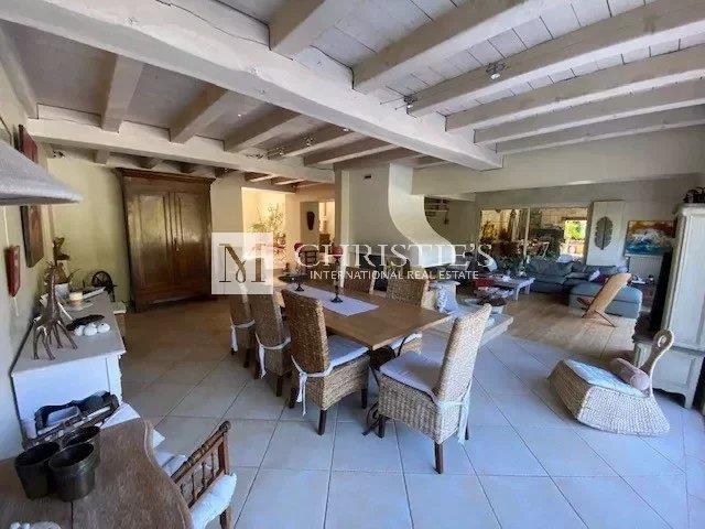 Image No.6-4 Bed House for sale