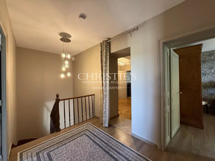 Image No.14-4 Bed House for sale