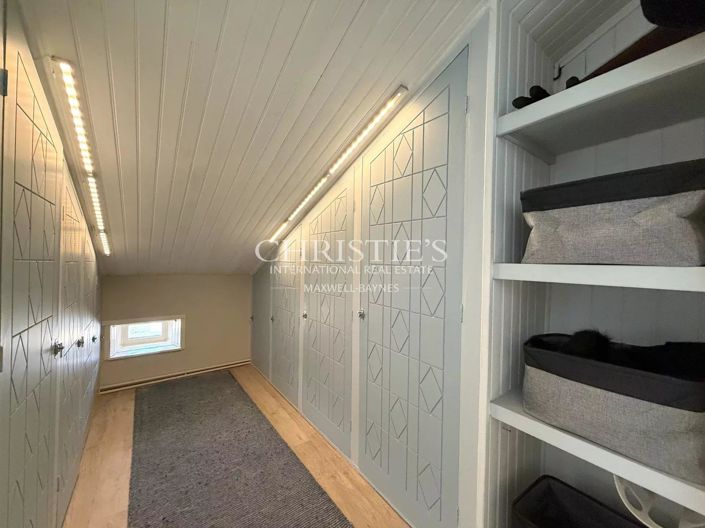 Image No.31-7 Bed House for sale