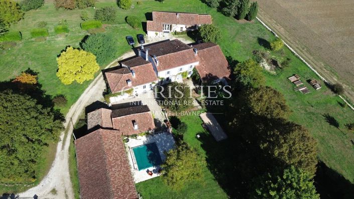 Image No.34-7 Bed House for sale