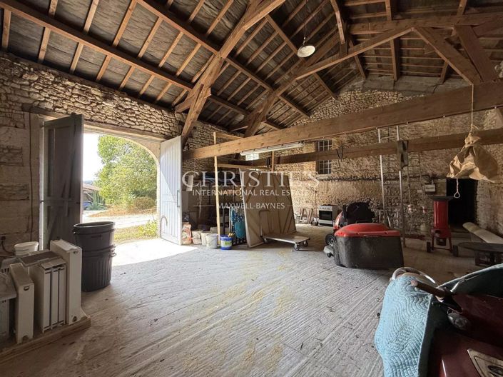 Image No.39-7 Bed House for sale