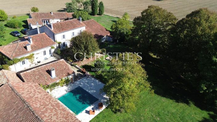 Image No.4-7 Bed House for sale