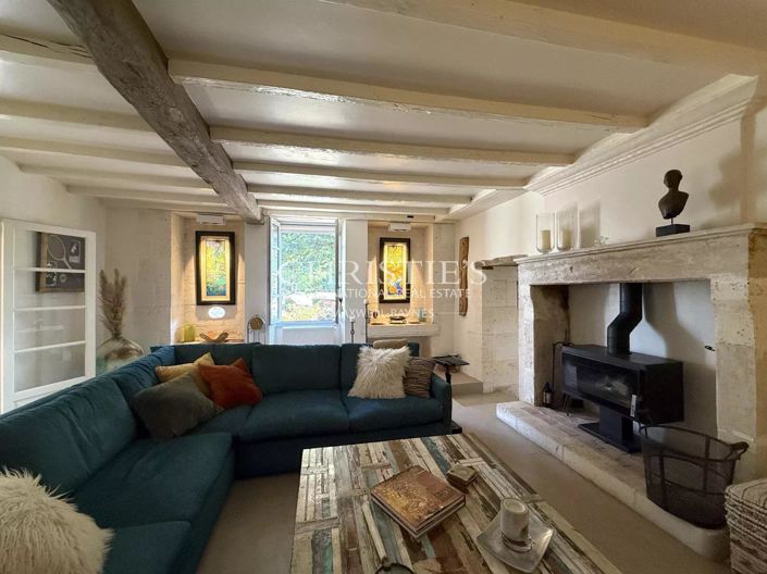 Image No.9-7 Bed House for sale