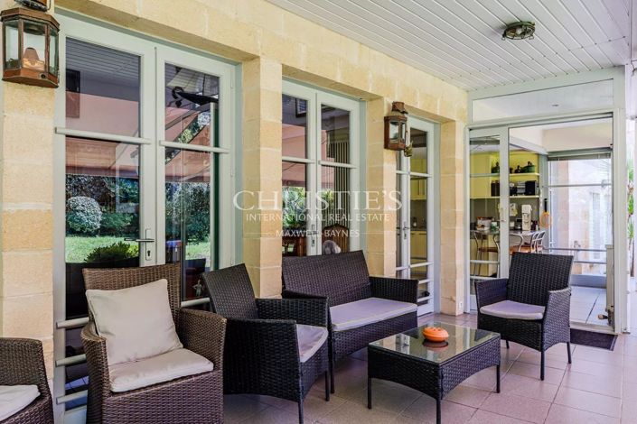 Image No.2-5 Bed House for sale