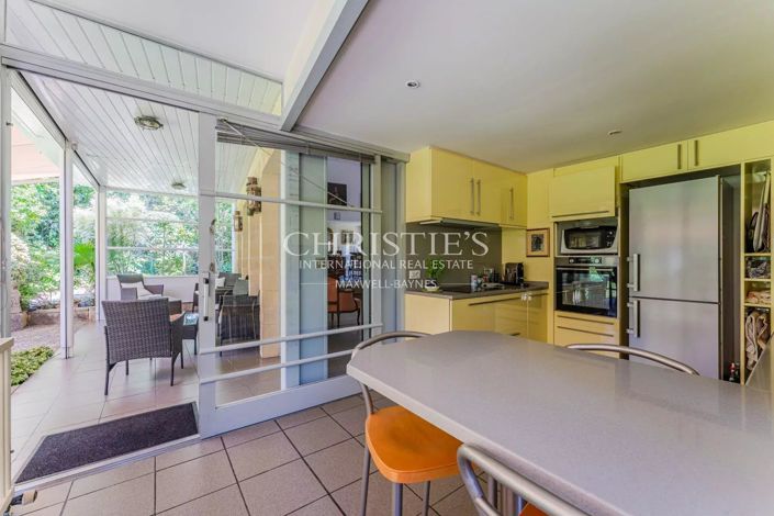 Image No.3-5 Bed House for sale