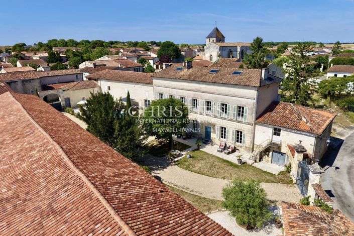 Image No.2-7 Bed House for sale