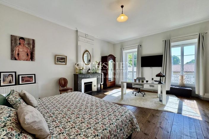 Image No.24-Maison de 7 chambres à vendre à Saintes