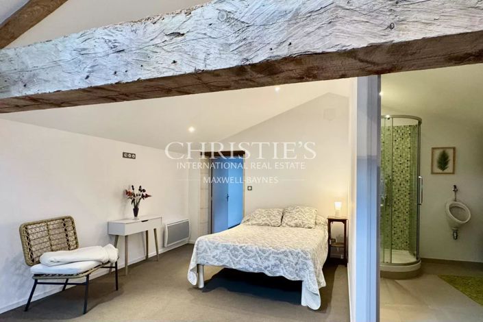 Image No.36-Maison de 7 chambres à vendre à Saintes