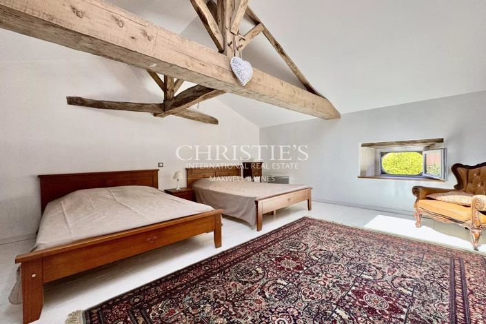 Image No.37-7 Bed House for sale