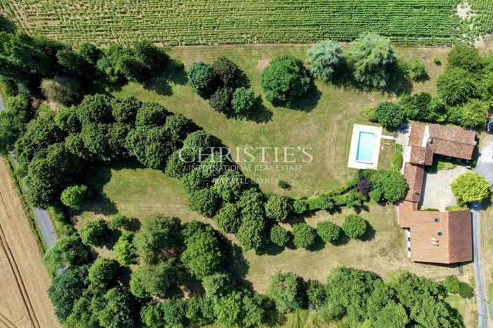 Image No.3-4 Bed House for sale