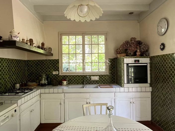 Image No.5-3 Bed House for sale