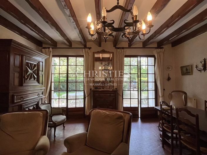 Image No.6-3 Bed House for sale