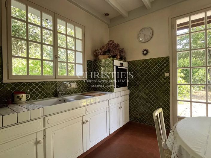 Image No.7-3 Bed House for sale