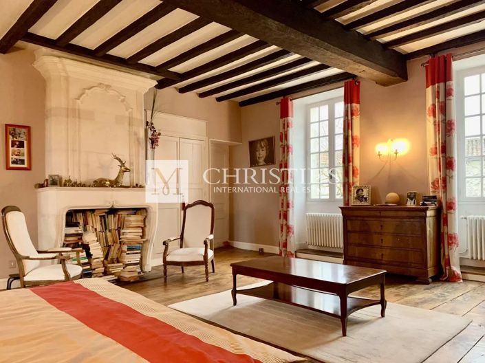 Image No.19-7 Bed House for sale