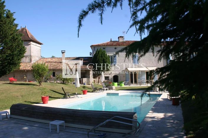 Image No.4-7 Bed House for sale