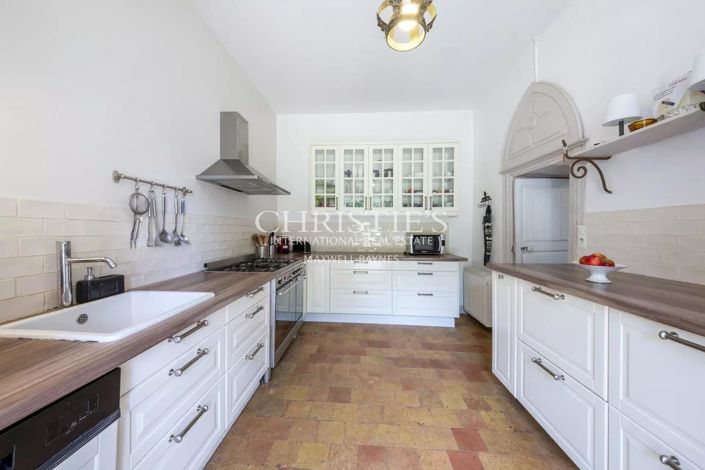 Image No.15-7 Bed House for sale