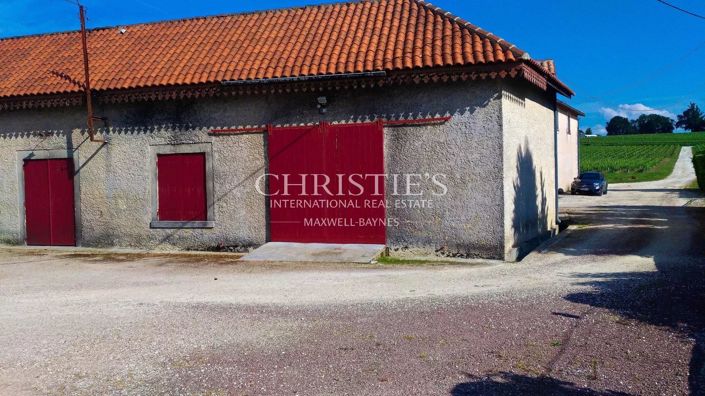 Image No.16-12 Bed House for sale