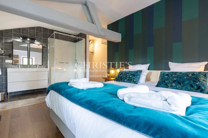 Image No.15-12 Bed House for sale