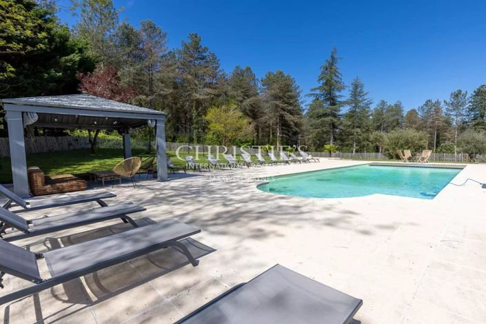 Image No.2-12 Bed House for sale