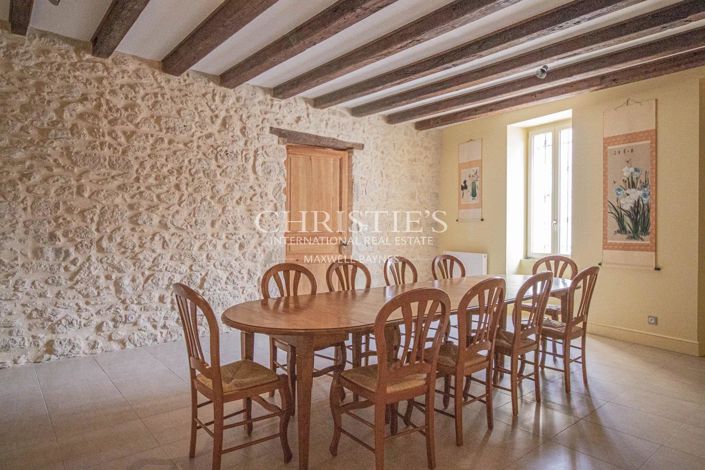 Image No.10-7 Bed House for sale