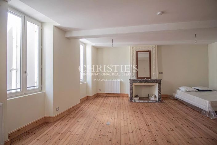 Image No.13-7 Bed House for sale