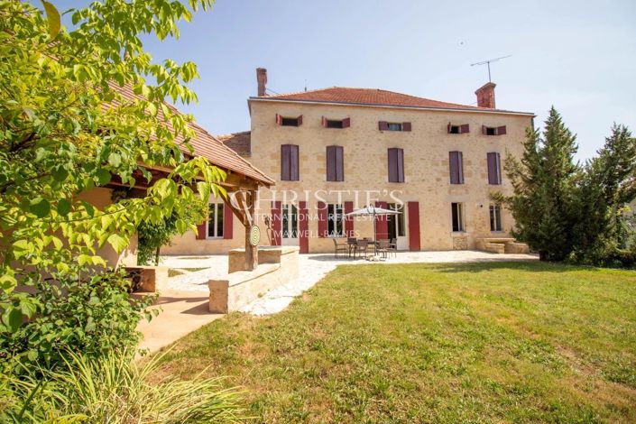 Image No.23-7 Bed House for sale