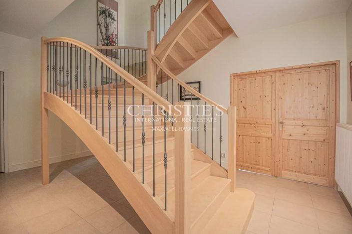 Image No.3-7 Bed House for sale