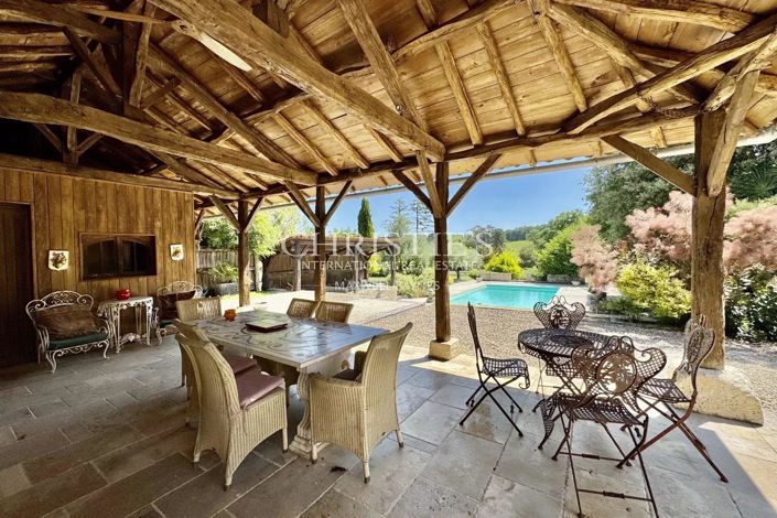 Image No.45-14 Bed House for sale