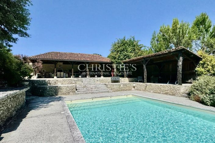 Image No.48-14 Bed House for sale