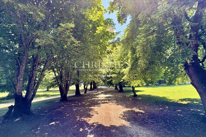 Image No.50-14 Bed House for sale