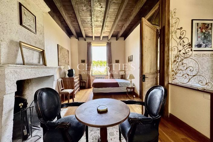 Image No.58-14 Bed House for sale